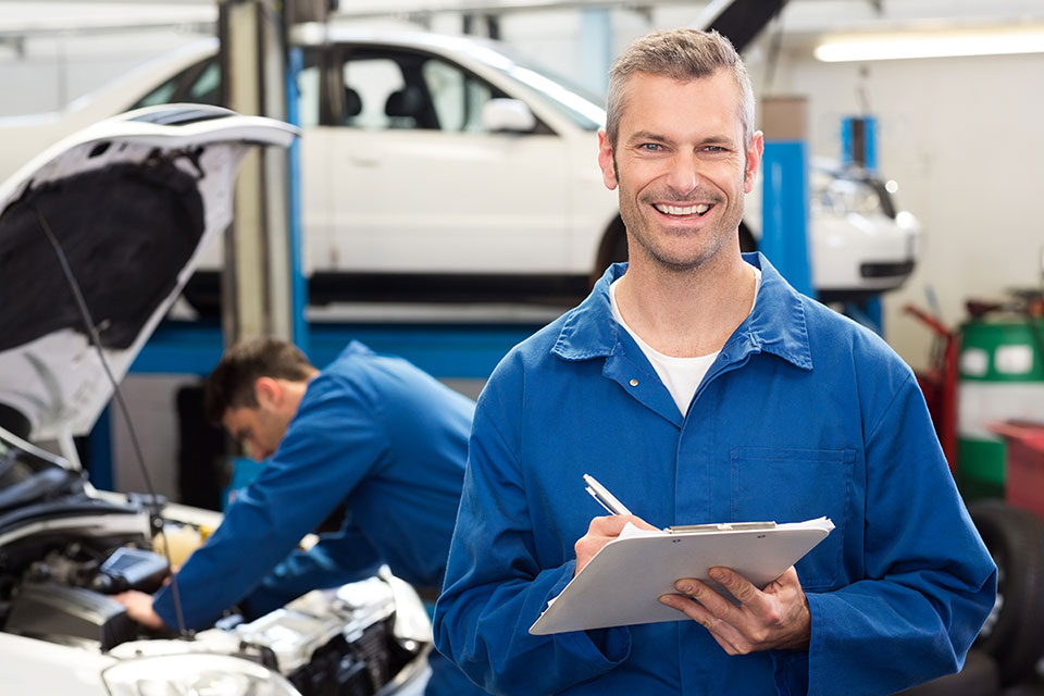 Ivoni Auto - авточасти и масла